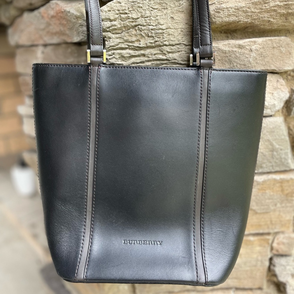 Burberry Leather Tote/Shoulder Bag VGUC